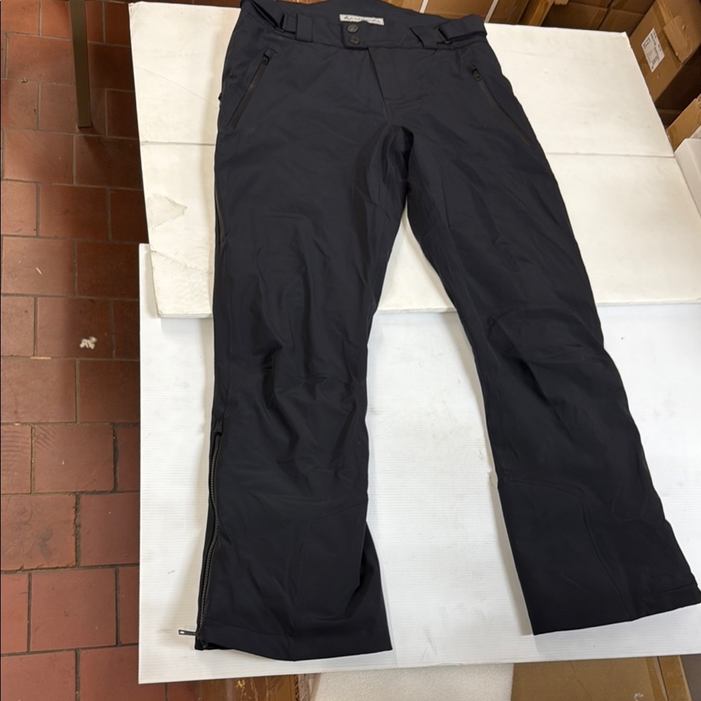 Capranea Black Outdoor Snow Pants with Zippered Legs